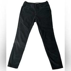 Universal Thread Women’s High-Rise Skinny Velour Jeans in Hunter Green Size 4/27